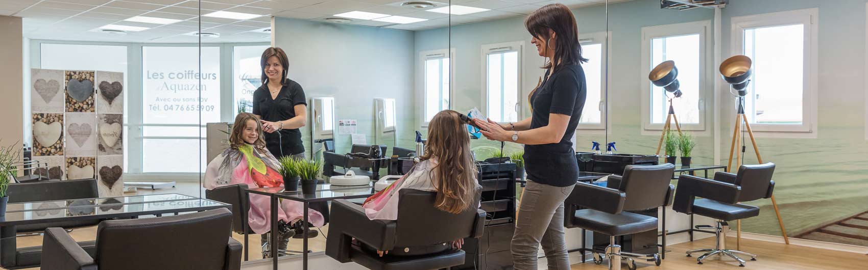 Salon de coiffure du centre AQUAZEN de Coublevie, près de Grenoble