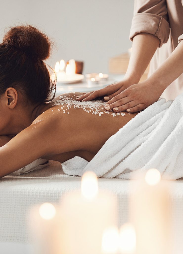 Gommage corps à Aquazen Pole, près de Grenoble